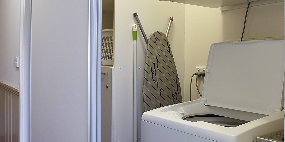 Self catering laundry facilities